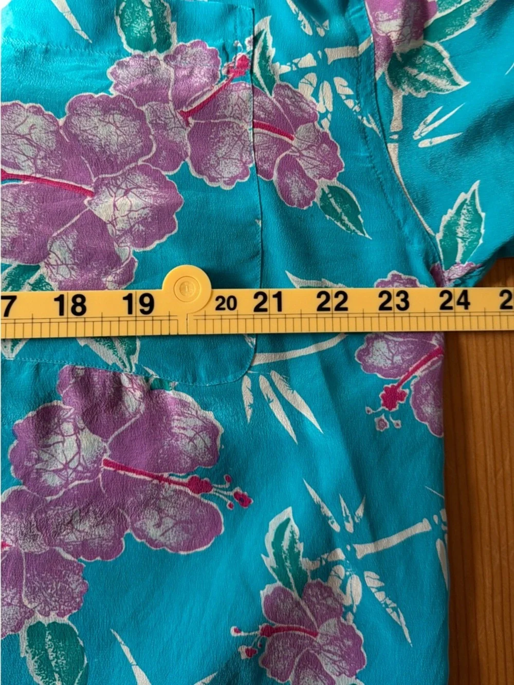 Vintage 100% Silk Tropical Shirt Medium Floral Hawaiian Teal Purple Button Up